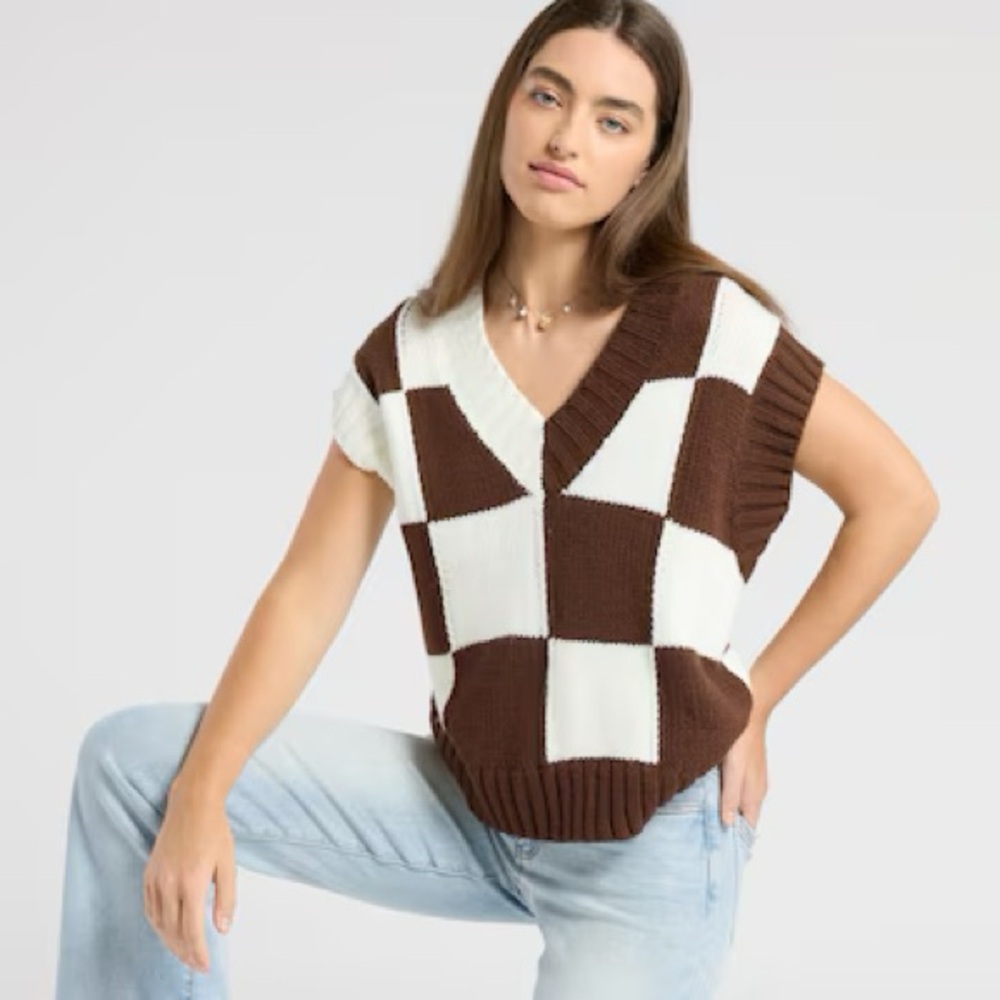 HYFVE Brown and White checkered V-Neck Sweater Vest